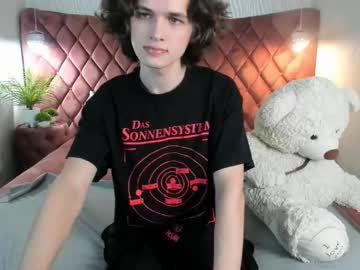 Kaibev Chaturbate stream image from January 18, 2026