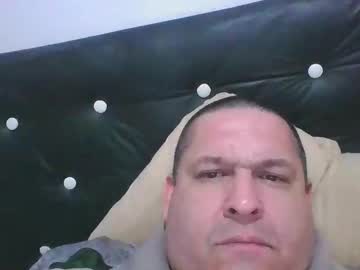 Perroar Chaturbate stream image from January 18, 2026