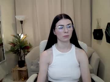 Milasecretsss Chaturbate stream image from January 18, 2026