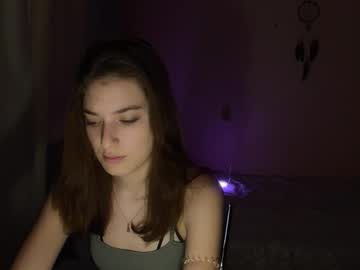 Emmpeterson Chaturbate stream image from January 18, 2026