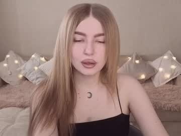 Violettaotis Chaturbate stream image from January 18, 2026