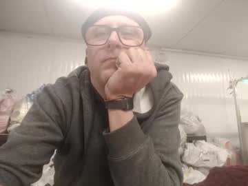 Lyelik Chaturbate stream image from January 18, 2026