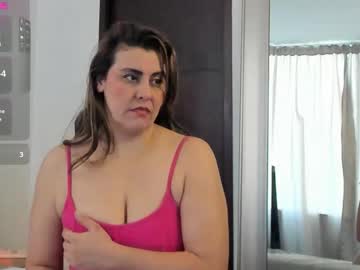 Maxzy_Star Chaturbate stream image from January 18, 2026