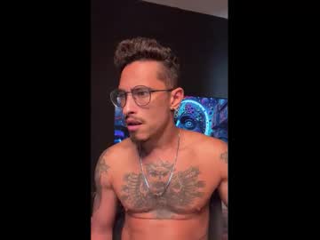 Eduxavier Chaturbate stream image from January 18, 2026