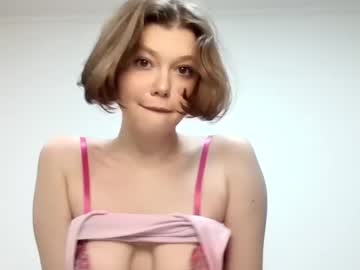 Lady_Birdd Chaturbate stream image from January 18, 2026
