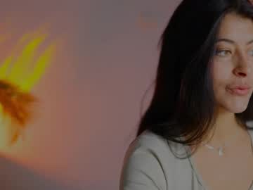 Anabelcurvy Chaturbate stream image from January 18, 2026