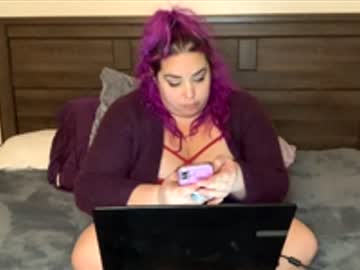 Bunnylopezz Chaturbate stream image from January 18, 2026