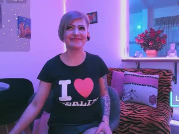 Maria_Fernandaxxx_ Chaturbate stream image from January 18, 2026