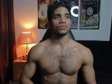 Dustyn__Michelle Chaturbate stream image from January 19, 2026