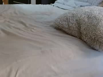 Emilymonrro Chaturbate stream image from January 19, 2026