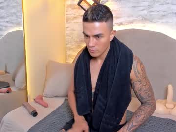 Aron_Bolt Chaturbate stream image from January 19, 2026
