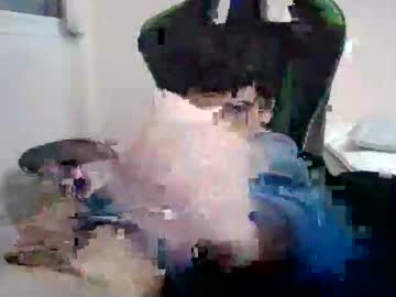 Follaemos21 Chaturbate stream image from January 19, 2026