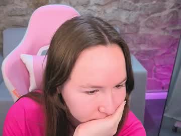 Cuteglory Chaturbate stream image from January 19, 2026