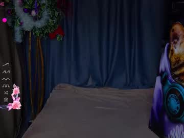 Emilykents Chaturbate stream image from January 19, 2026