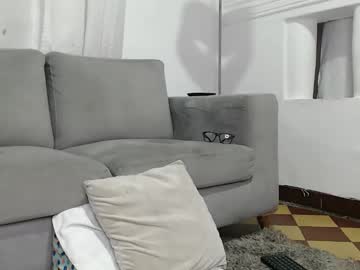 Handsomen69 Chaturbate stream image from January 19, 2026