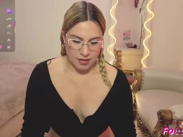 Saaya_Tay Chaturbate stream image from January 19, 2026
