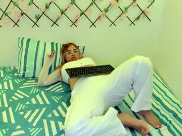 Kattydark Chaturbate stream image from January 19, 2026