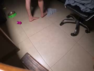 Martingillesg Chaturbate stream image from January 19, 2026