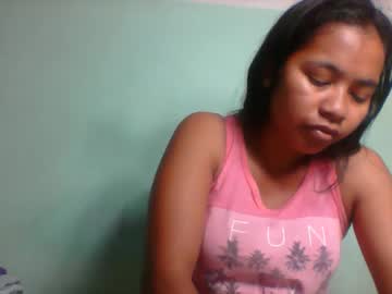Rinah856024 Chaturbate stream image from January 19, 2026