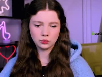 Colla_White Chaturbate stream image from January 19, 2026