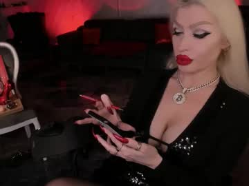 Findom_God Chaturbate stream image from January 19, 2026
