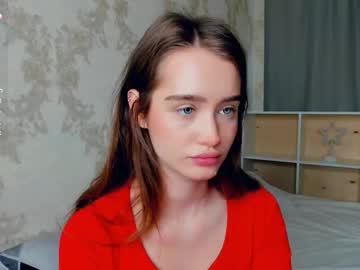 Alivialovely Chaturbate stream image from January 19, 2026