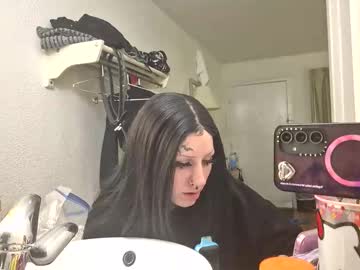 Lunarpuke Chaturbate stream image from January 19, 2026