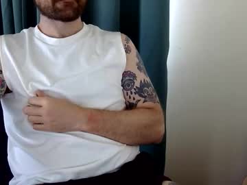 Waguylooking Chaturbate stream image from January 19, 2026