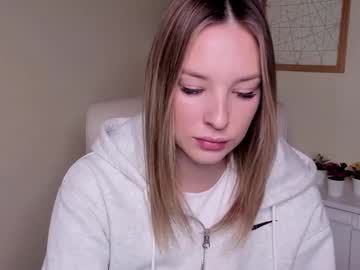 Angela21babe Chaturbate stream image from January 19, 2026
