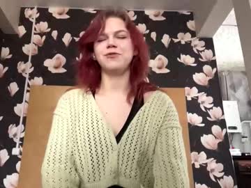 Loissypult Chaturbate stream image from January 19, 2026