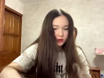 Taynagilkey Chaturbate stream image from January 19, 2026