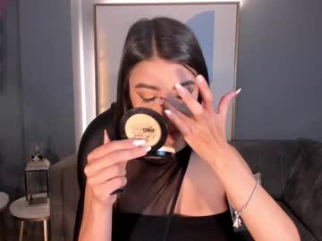 Valeriavelvet Chaturbate stream image from January 19, 2026