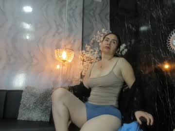 Sexyy_Madame Chaturbate stream image from January 19, 2026