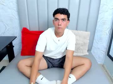 Evancox20 Chaturbate stream image from January 19, 2026