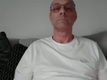 Johnpevans Chaturbate stream image from January 19, 2026