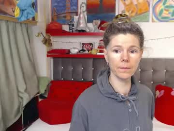 Kellynumber Chaturbate stream image from January 19, 2026