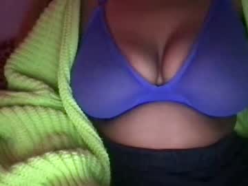Softberrry Chaturbate stream image from January 19, 2026
