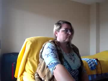 Ceimistress Chaturbate stream image from January 19, 2026