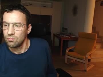 Coolnerdguy79 Chaturbate stream image from January 19, 2026
