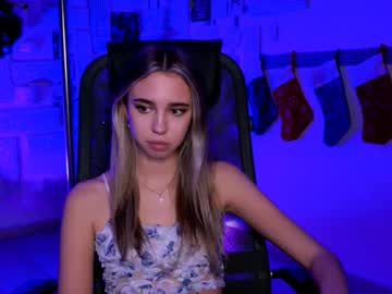 Kimporins Chaturbate stream image from January 19, 2026