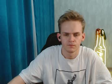 M1keower Chaturbate stream image from January 19, 2026