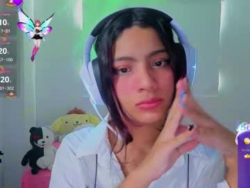 Helia_N_Amy Chaturbate stream image from January 19, 2026
