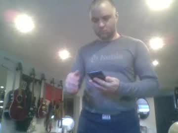 M0bydlck Chaturbate stream image from January 19, 2026