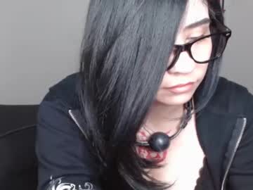Amilustxx Chaturbate stream image from January 19, 2026