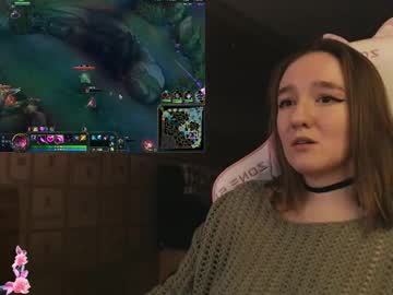 Moonlish_Siren Chaturbate stream image from January 19, 2026