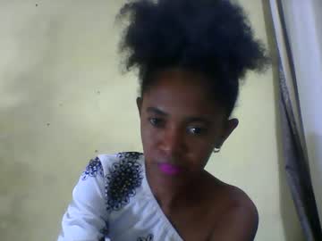 Sthela915849 Chaturbate stream image from January 19, 2026