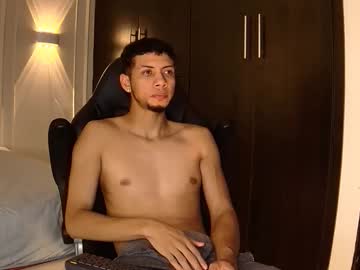 Dominic__Brown Chaturbate stream image from January 19, 2026