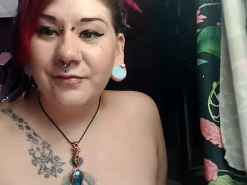 Missxmoth444 Chaturbate stream image from January 19, 2026