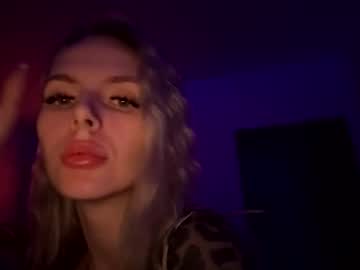 Shyblond69 Chaturbate stream image from January 19, 2026