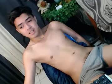 Ruszel_Xcx Chaturbate stream image from January 19, 2026